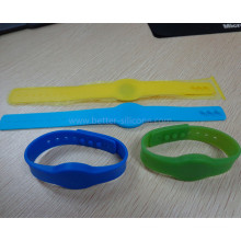 Поощрение смарт-RFID резиновый силиконовый браслет